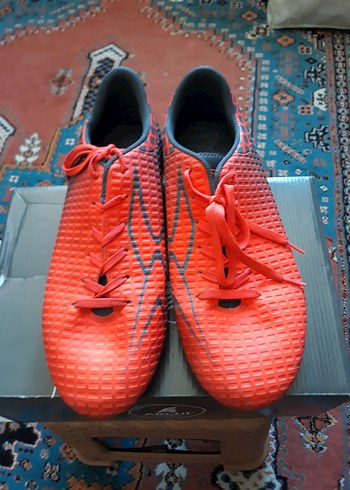 Kinetix Renkli Kırmızı Erkek Futbol Ayakkabısı