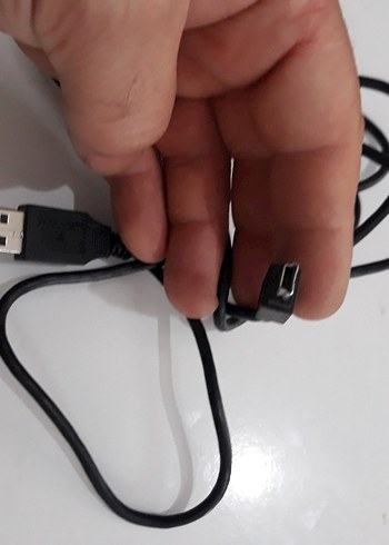Siyah USB Telefon Şarj Kablosu