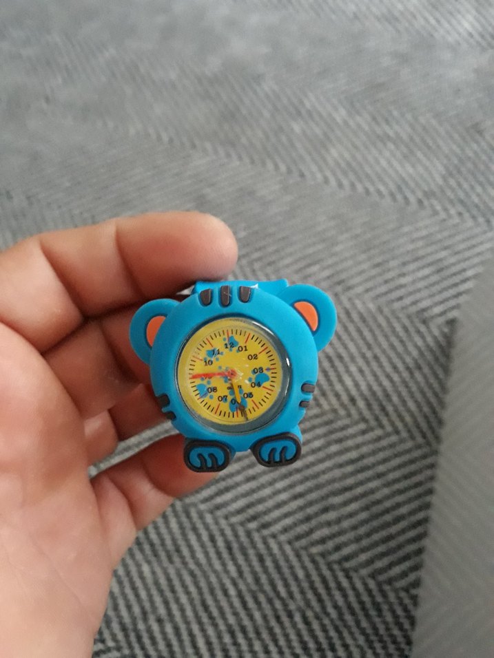 Mavi Leopar Desenli Tokalı Erkek Çocuk Saati - Görsel 5