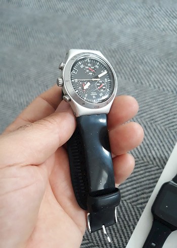 Beden Swatch Siyah Klasik Erkek Kol Saati