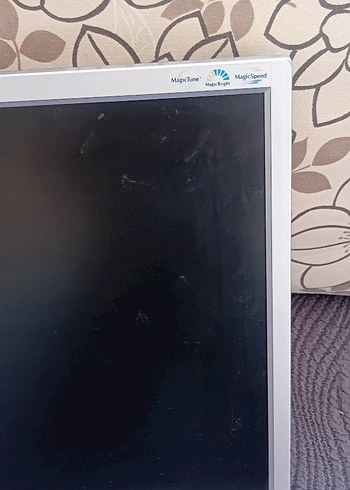 Beyaz Samsung SyncMaster N1740 Monitör - Görsel 3