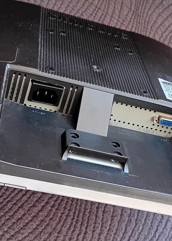 Beyaz Samsung SyncMaster N1740 Monitör - Görsel 6