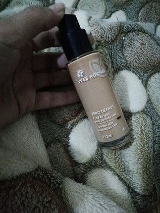 yves rocher beige 200