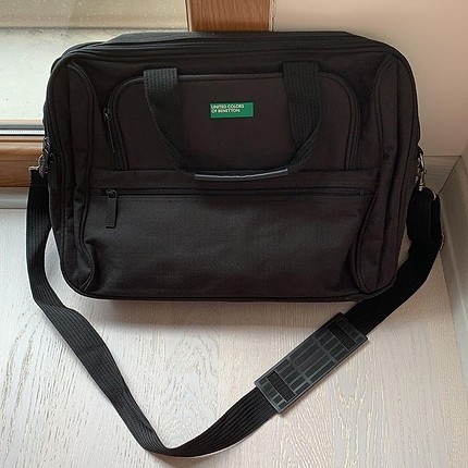Benetton marka seyahat çantası