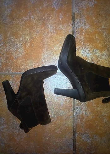 Kahverengi Süet Topuklu Kadın Bot Alman malı ürün