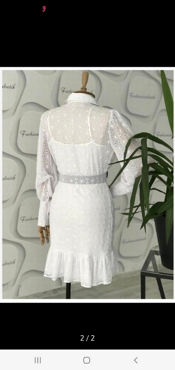 Beyaz Nakışlı Kemerli Mini Elbise - Görsel 2