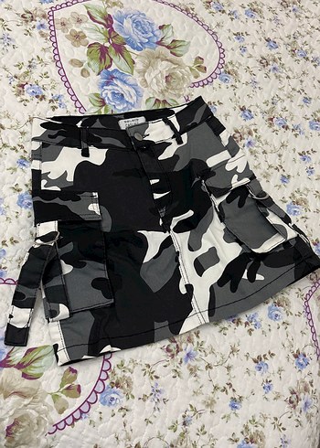 Kemerli Siyah Kamuflaj Mini Etek