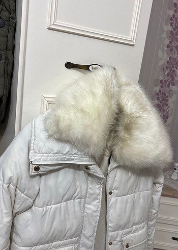 Beyaz Kürklü Kadın Kışlık Mont defacto - Görsel 3
