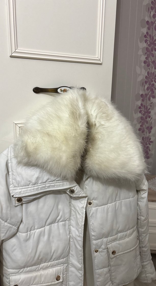 Beyaz Kürklü Kadın Kışlık Mont defacto - Görsel 2