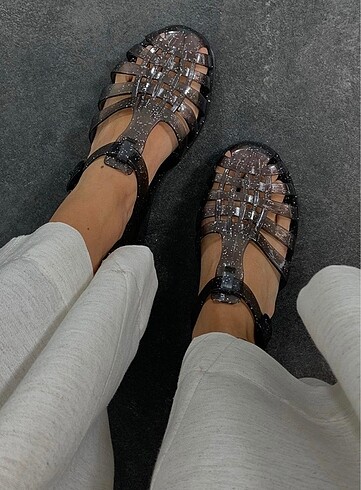 Zara Jelly sandalet siyah