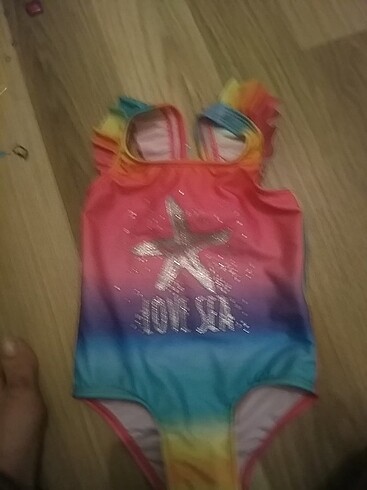 LC Waikiki Çok iyi durumda kız mayo