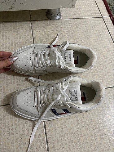 Tommy Hilfiger ayakkabı