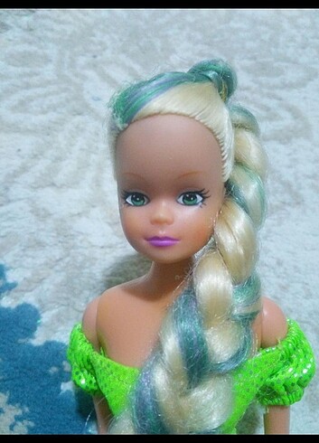 Barbie Rapunzel bebek figür