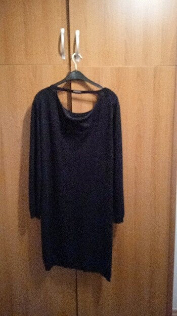 l Beden siyah Renk Güzel bir elbise Tarıko yanında dizüstü fermuarlı