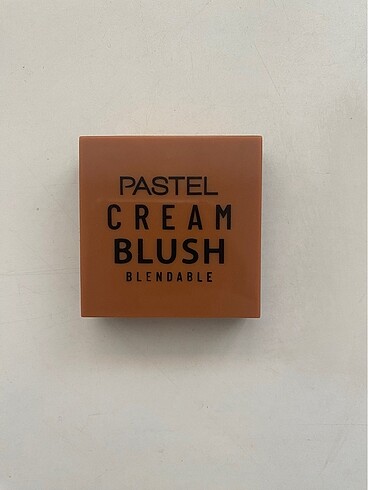 pastel krem allık