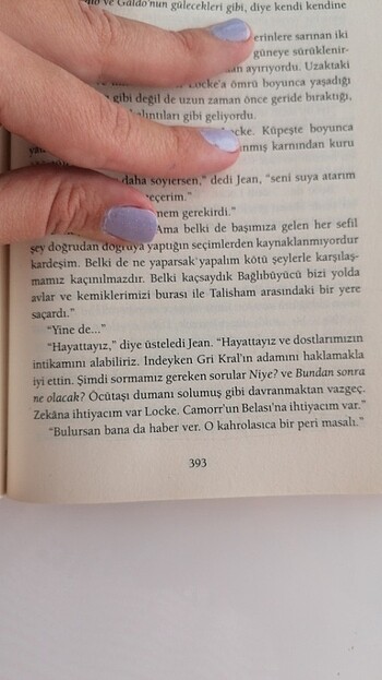  Beden Renk Locke Lamora'nın Yalanları Scott Lynch