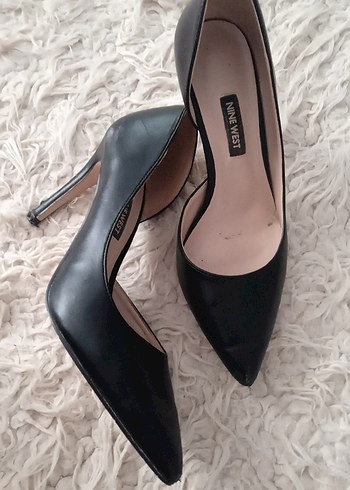 Nine West ürünü