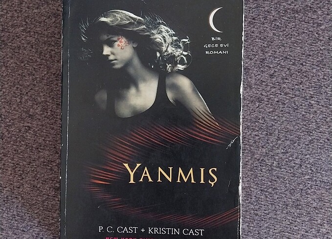 Gece Evi Serisi Yanmış