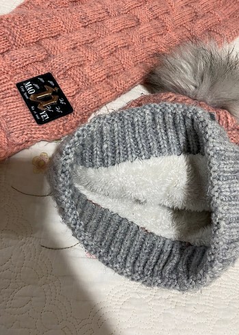 Pembe Gri Nakışlı Örgü Bere ve Atkı Seti - Görsel 3