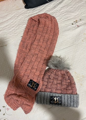 Pembe Gri Nakışlı Örgü Bere ve Atkı Seti - Görsel 4