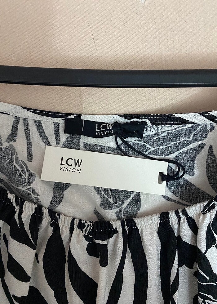 çiçekli yazlık elbise - Görsel 4