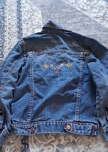 6 Yaş Beden Nakışlı Düğmeli Koyu Mavi Denim Ceket