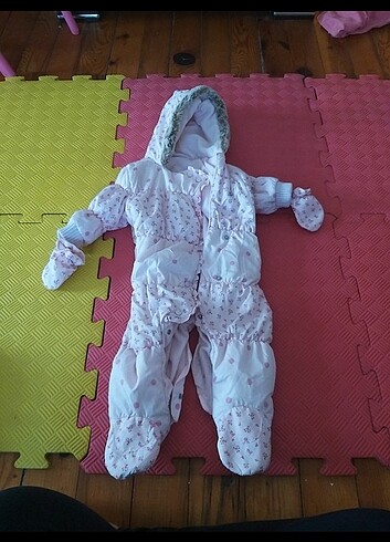 6 Ay Beden Next baby sniwsuit