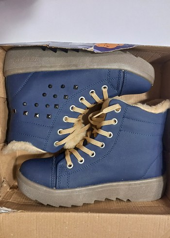 Lacivert İçi Kürklü Kadın Bot - Görsel 5