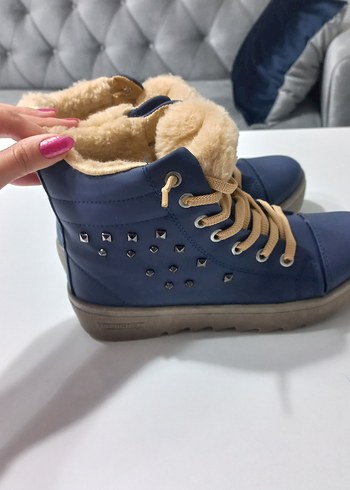 Lacivert İçi Kürklü Kadın Bot - Görsel 4