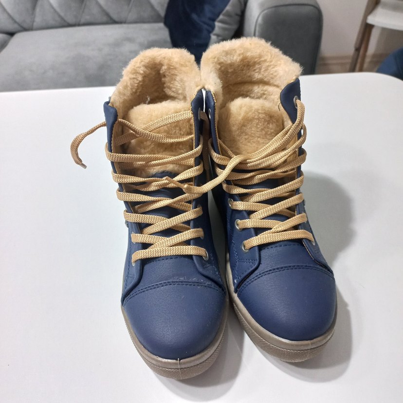 Lacivert İçi Kürklü Kadın Bot - Görsel 2