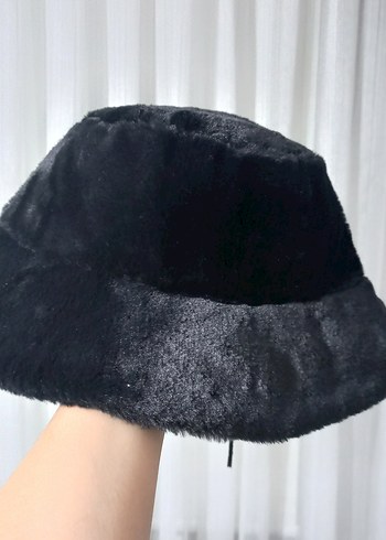 Siyah Kürklü Kadın Bucket Şapka - Görsel 2