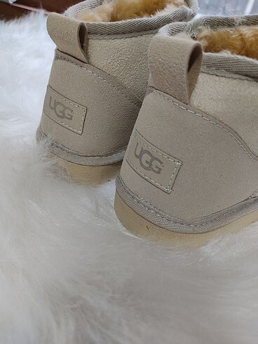 36 Beden Ugg bot