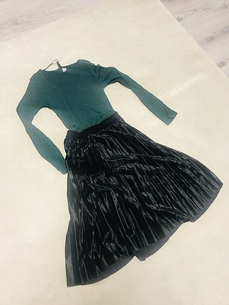 İkili kombin eteğin markası addax tuniğin H&M 