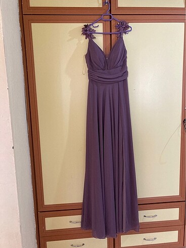 Abiyefondan Mor sifon tülü yırtmaçlı abiye/elbise