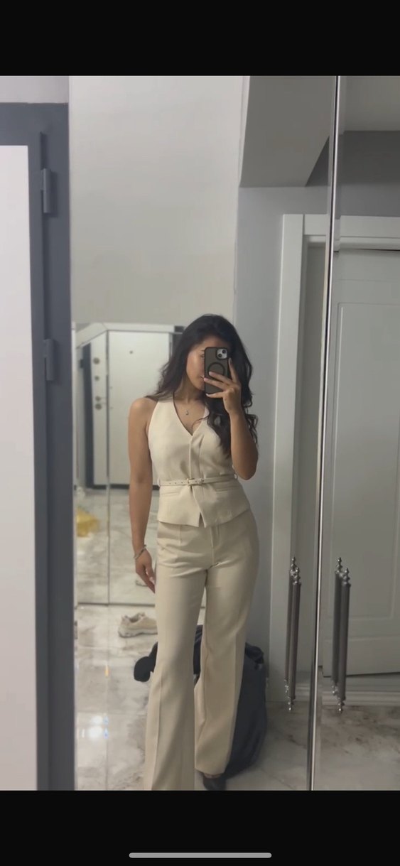 Bej V Yaka Kolsuz Kadın Takım - Görsel 3