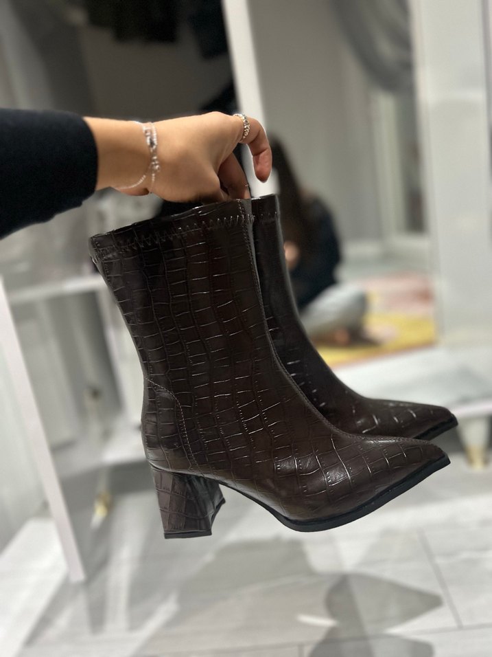 Kahverengi Deri Stiletto Topuklu Kadın Bot - Görsel 2