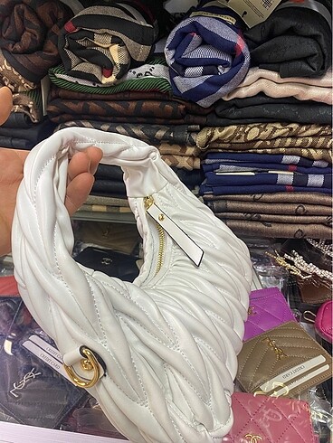 Beden MIU MIU