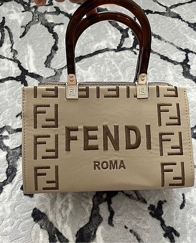 Fendi çanta