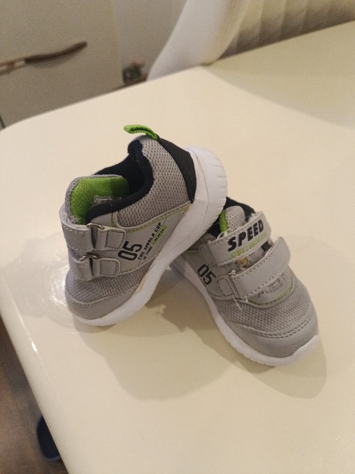 Gri Erkek Çocuk Spor Ayakkabı Velcro - Görsel 2