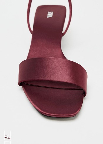 Zara Zara Bordo Saten Tokalı Stiletto