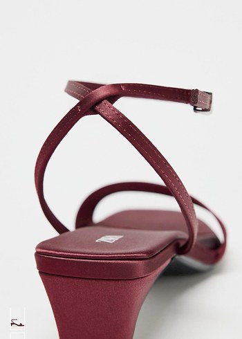 39 Beden bordo Renk Zara Bordo Saten Tokalı Stiletto