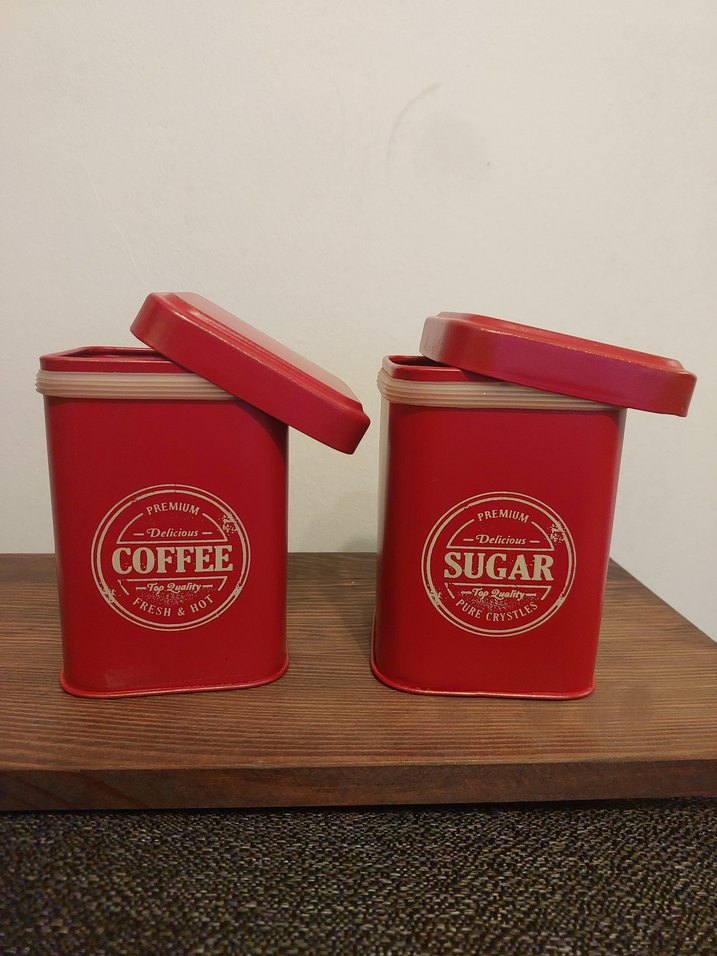 Kırmızı Kahve ve Şeker Kutuları - Görsel 4