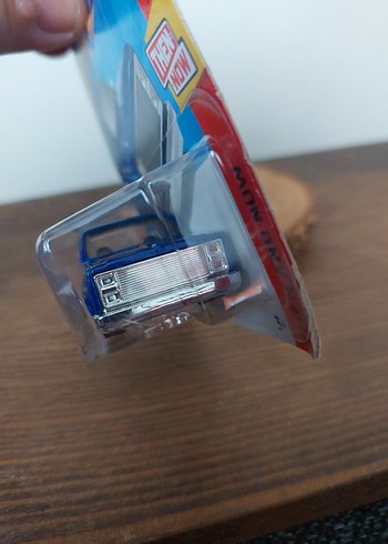 HotWheels 83 Chevy Silverado - Görsel 8