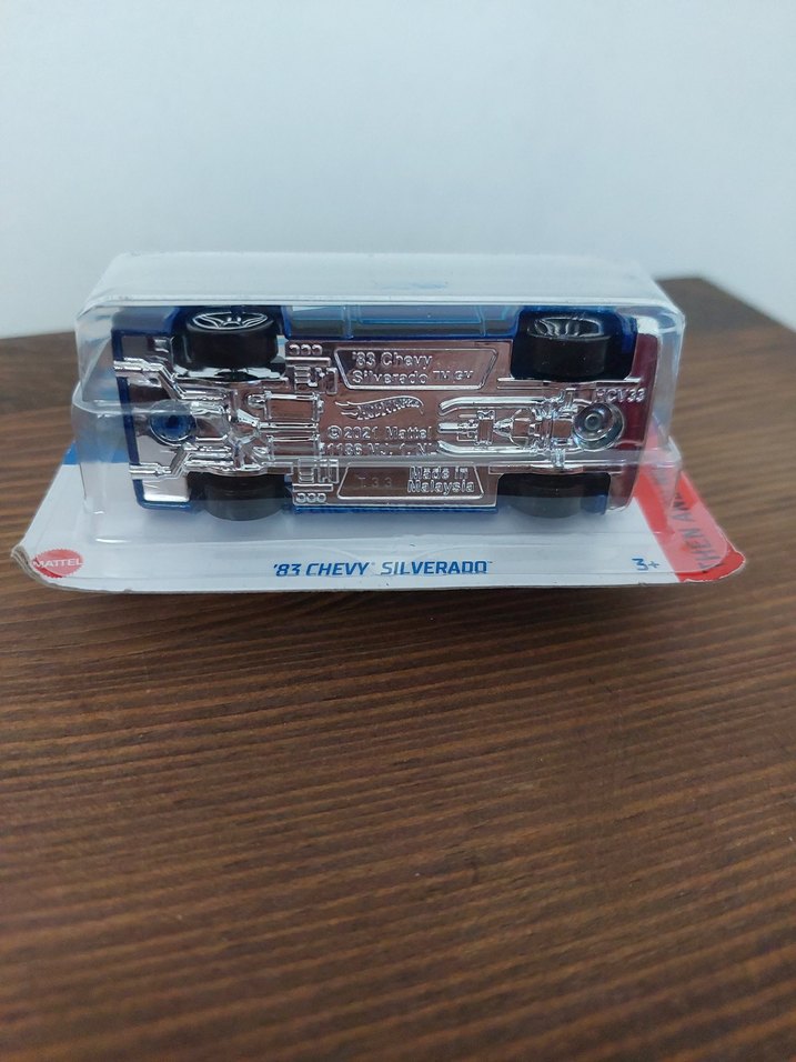 HotWheels 83 Chevy Silverado - Görsel 5