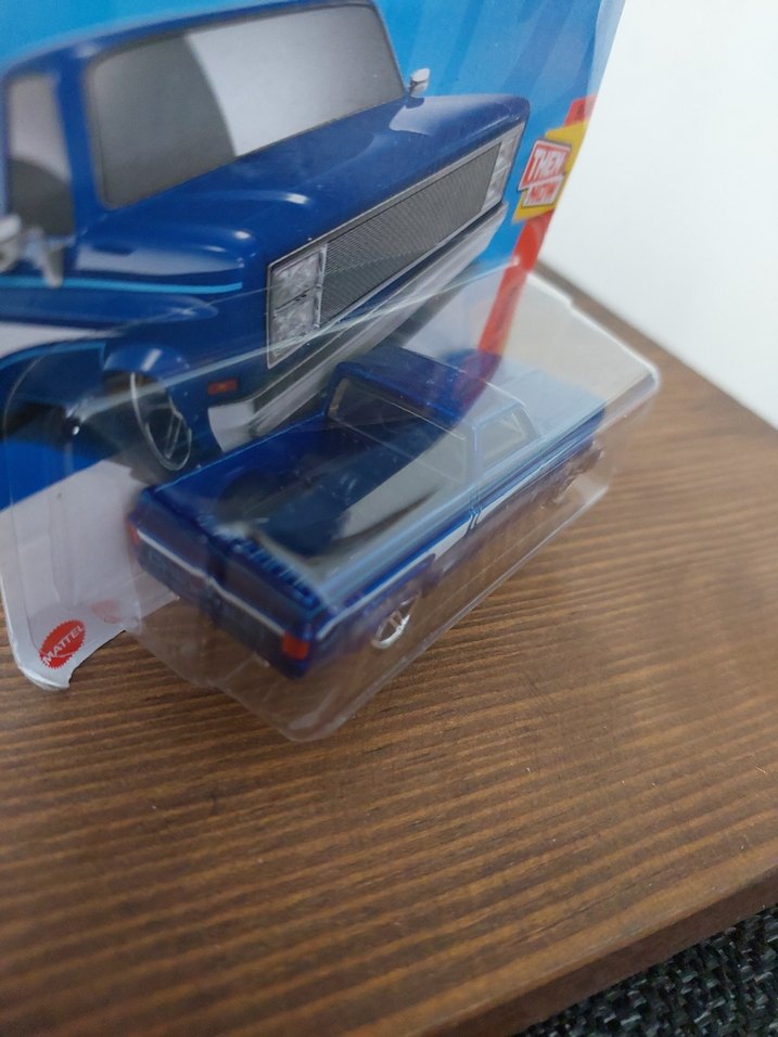 HotWheels 83 Chevy Silverado - Görsel 4