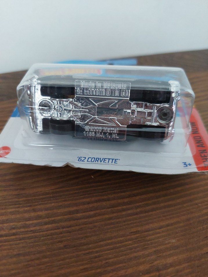 HotWheels 62 Corvette - Görsel 3