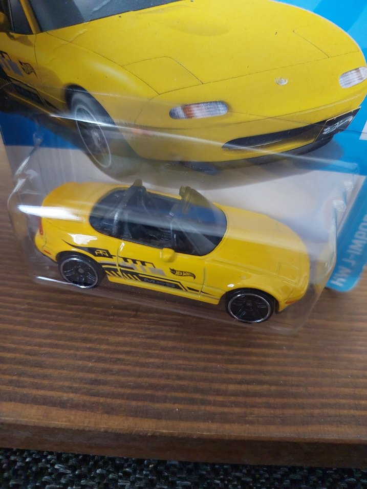HotWheels 92 Mazda MX-5 MIATA - Görsel 4