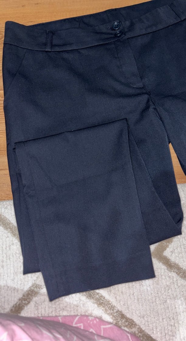 Düğmeli Siyah Kadın Kumaş Pantolon - Görsel 4