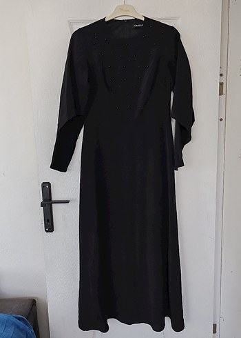 38 Beden Siyah Nakışlı Uzun Kollu Gotik Elbise