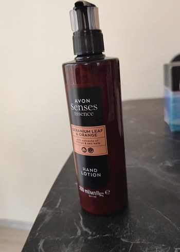 Avon Senses Essence El Losyonu